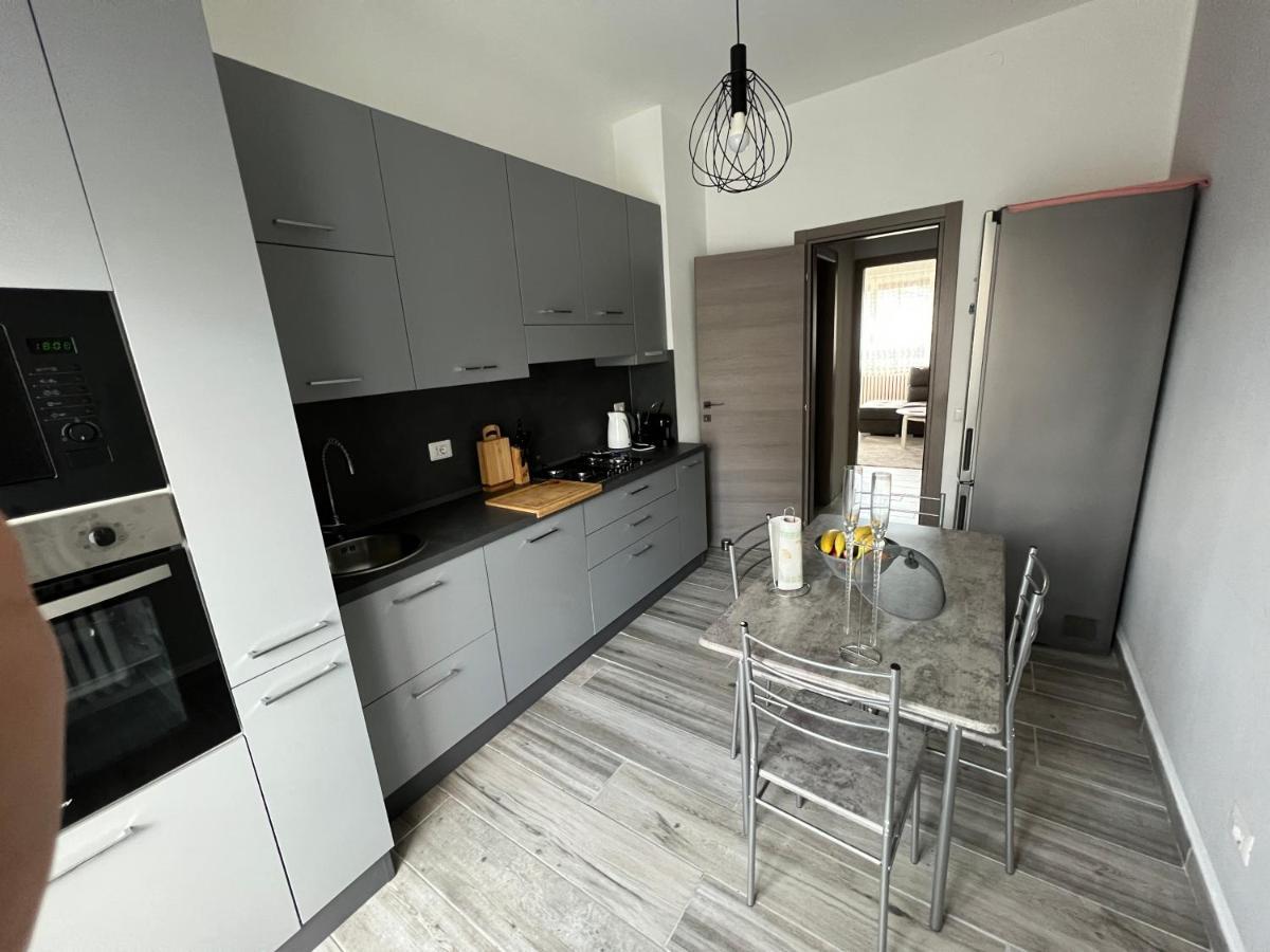 Casa Di Afi, Perfect For 4 - Kitchen - Parking - Netflix Apartman Arona Kültér fotó