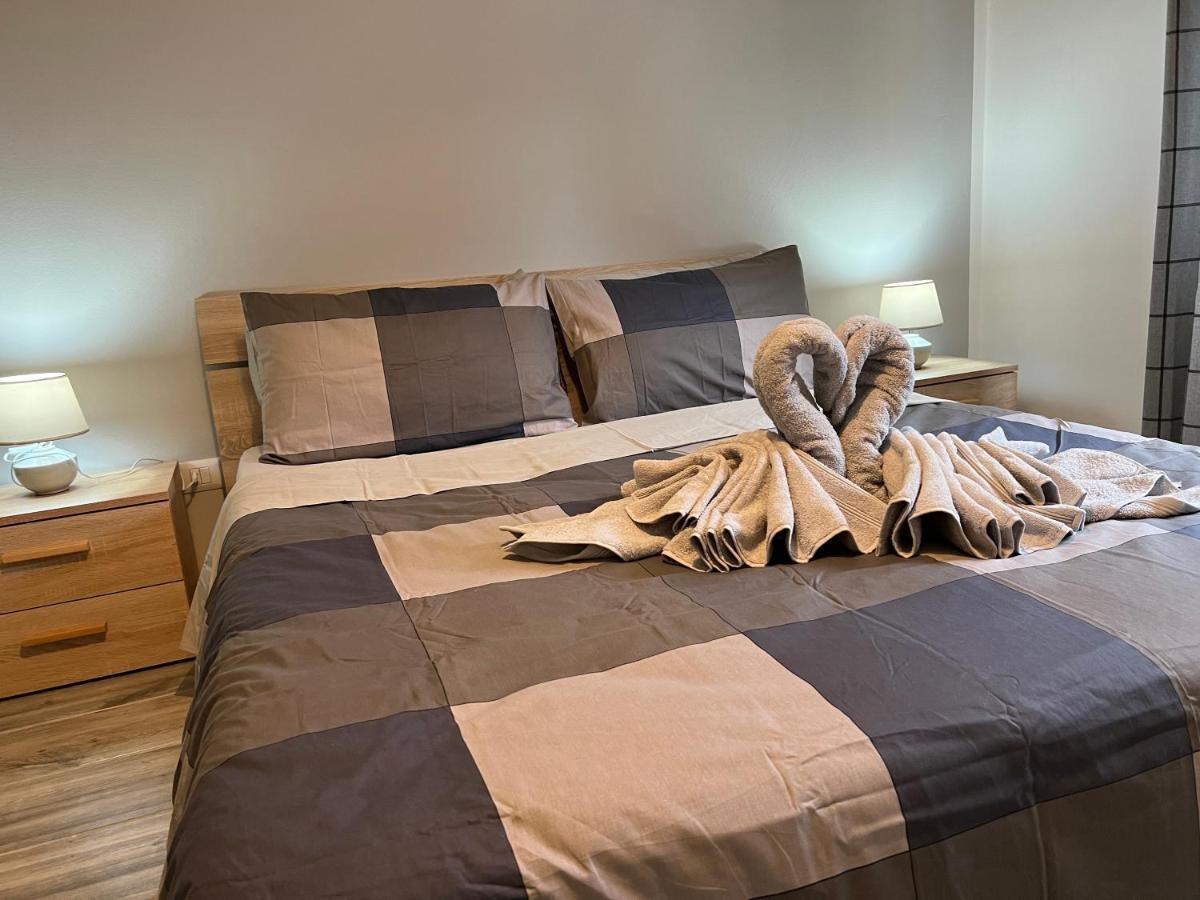 Casa Di Afi, Perfect For 4 - Kitchen - Parking - Netflix Apartman Arona Kültér fotó
