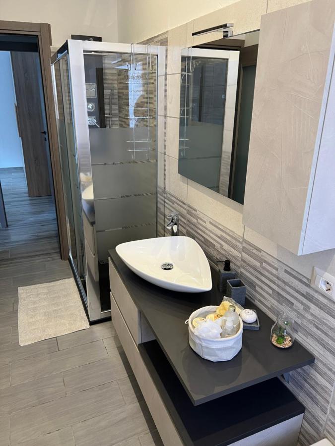 Casa Di Afi, Perfect For 4 - Kitchen - Parking - Netflix Apartman Arona Kültér fotó